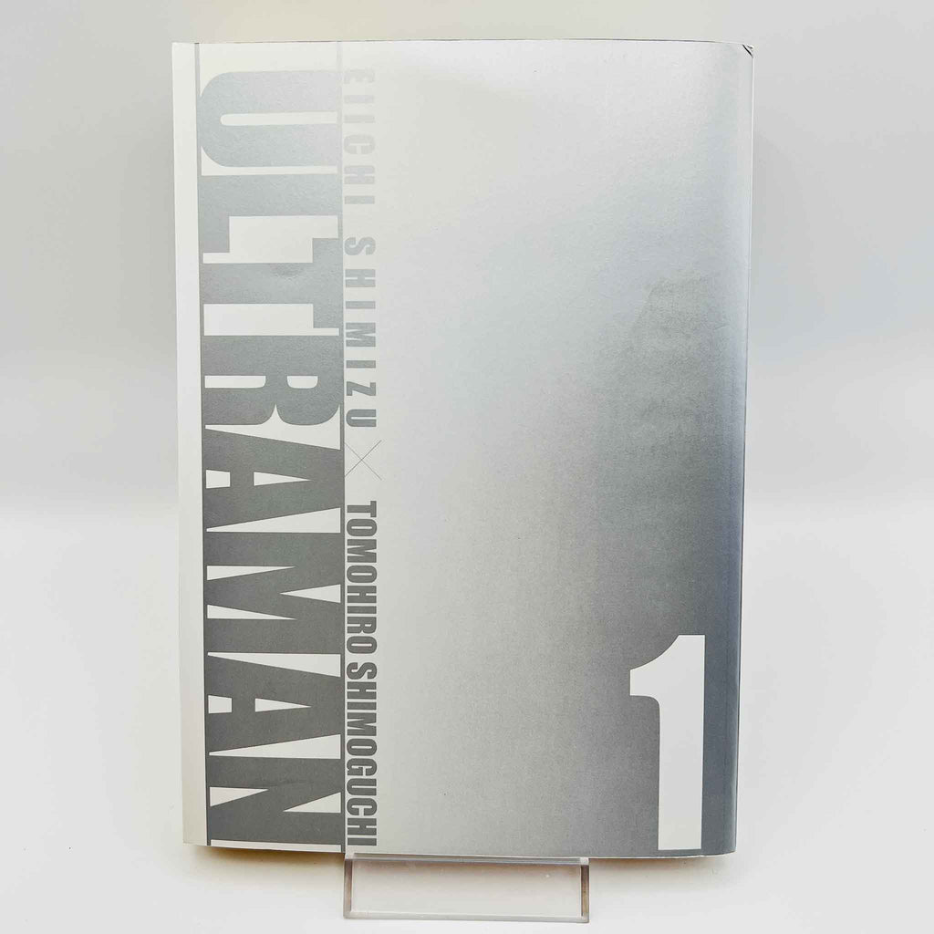 Ultraman - Volume 01