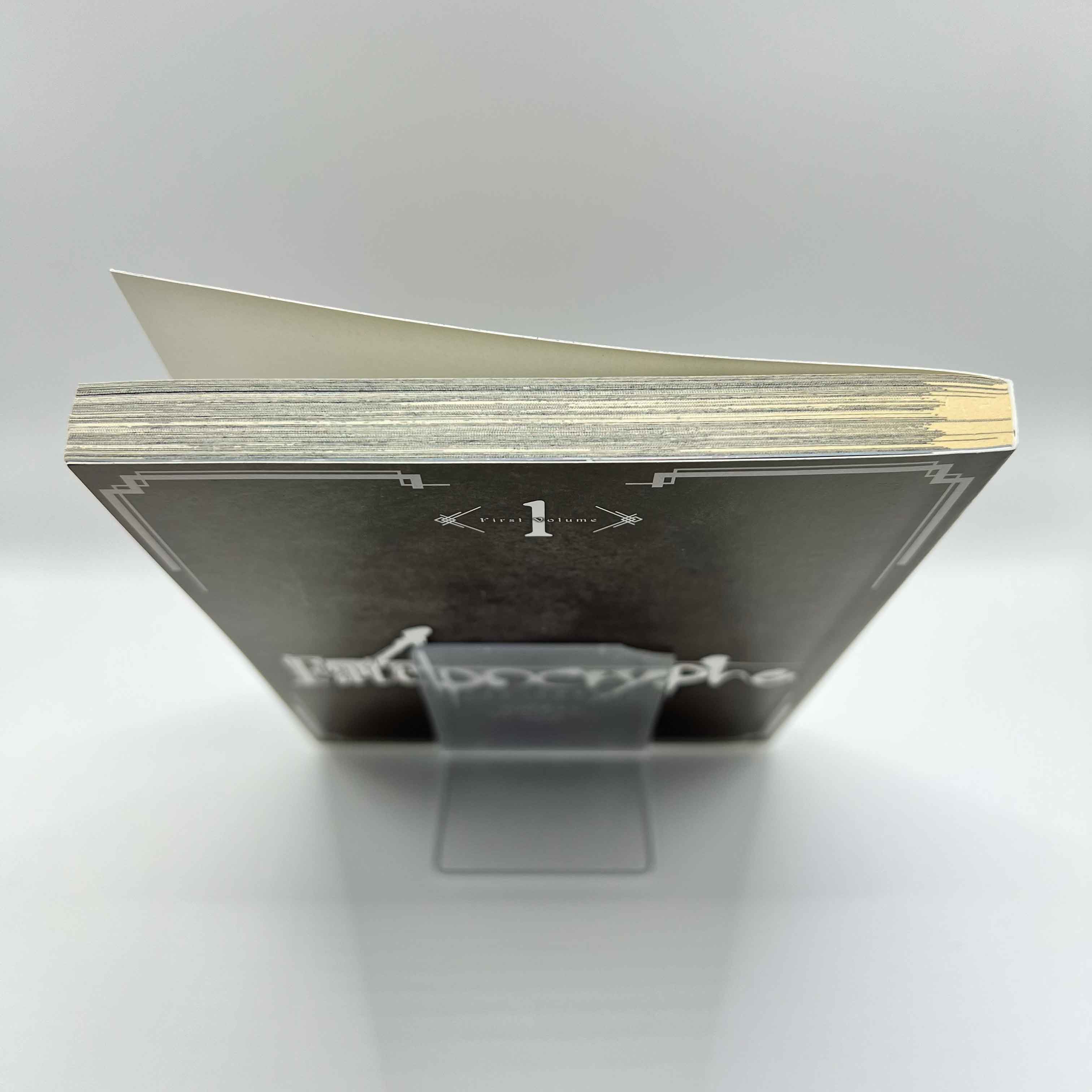 Fate / Apocrypha - Volume 01 /w Obi