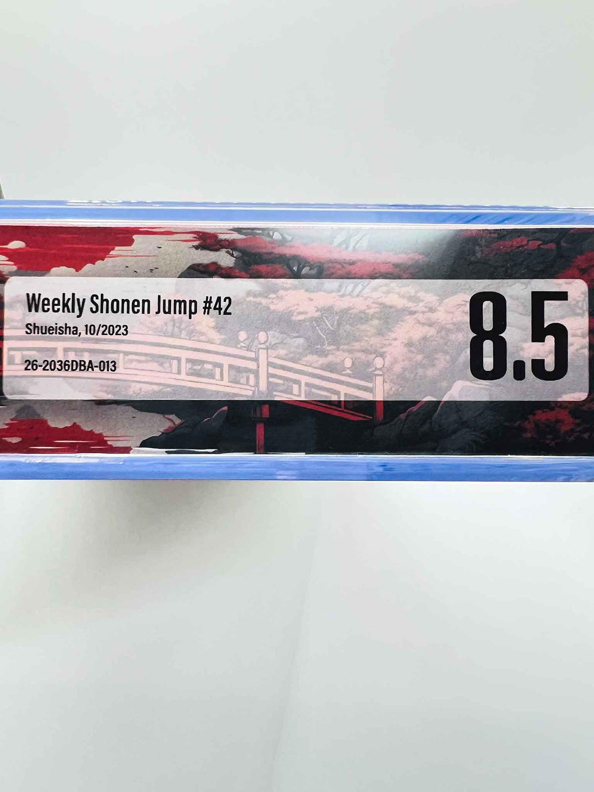 BGS 8.5 - Weekly Shonen Jump - 2023 No. 42 (Kagurabachi 1st Issue) (SKU G-WSJ2342-001) - 3