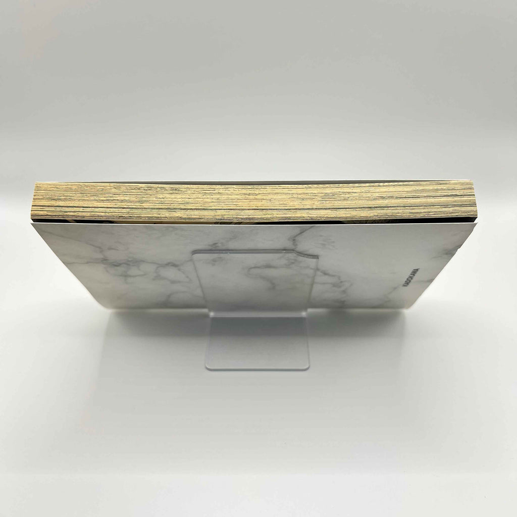 Fate / Grand Order : Epic of Remnant Women of Agartha - Volume 01 /w Obi