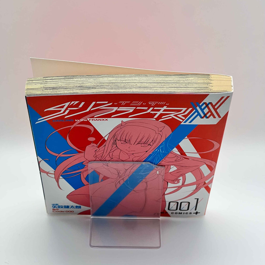 Darling in the Franxx - Volume 01